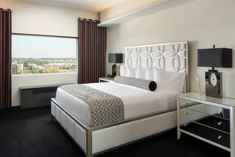 The Davenport Grand, Autograph Collection, Room