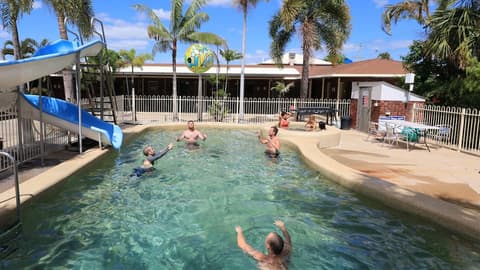 Billabong Lodge Motel, Outdoor pool