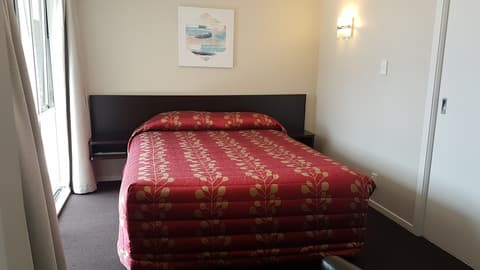 Aspree Motor Inn, Room