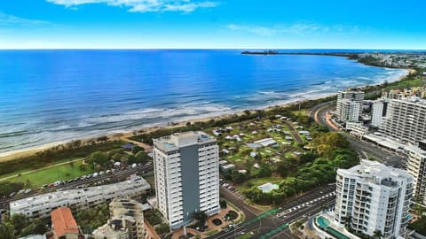 Elouera Tower Beachfront Apartments, Aerial view