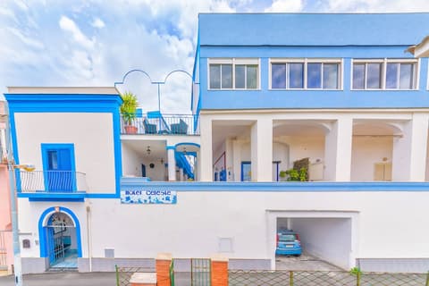 Hotel Celeste, Front of property