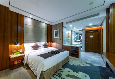 Palm Spring Hotel, Room