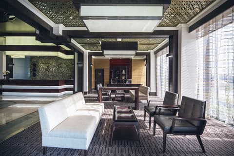 Ayla Bawadi Hotel & Mall