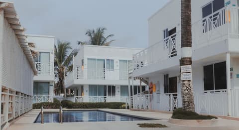 Hotel San Luis Beach House by oxoHotel