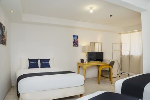 Capital O Hotel Dos Mares, Cabo San Lucas, Room