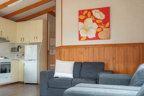 The Black Dolphin Holiday Park, Room