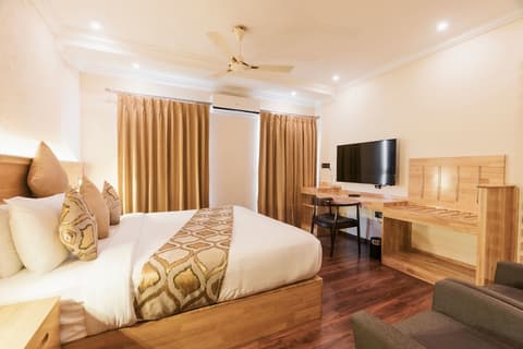 The Panoramic Getaway