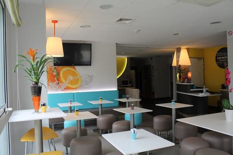 First Inn Hotel Les Ulis