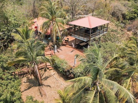 The Resort at Marble Hill, Restaurant