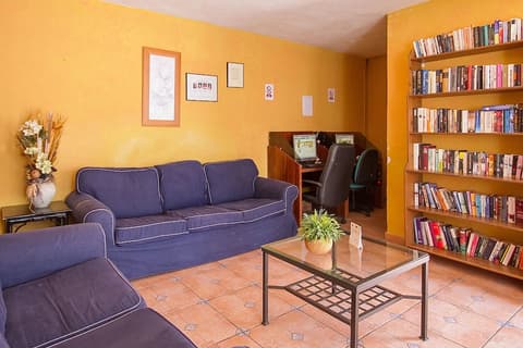 Ona los Claveles, Reception