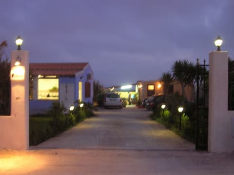 B&B Villa Francesco, Front of property - evening/night