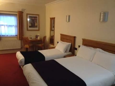 Kilford Arms Hotel