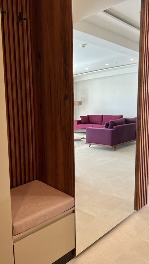 Sunraf Luxe Apartments