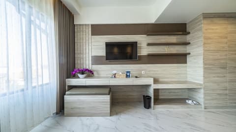 City of Aventus Hotel - Denpasar