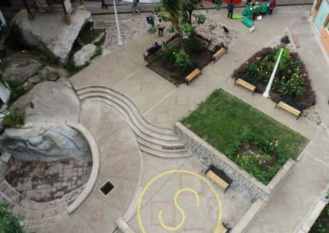 Quechuas House hostal & coffee