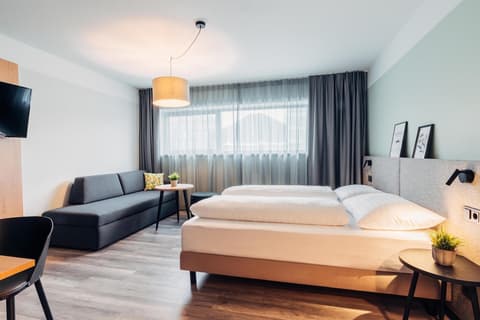 harry's home Salzburg