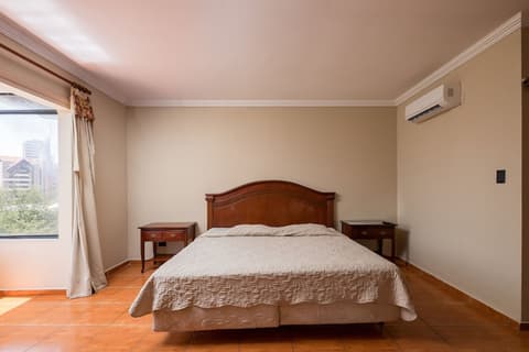 Hotel Puerta del Rey