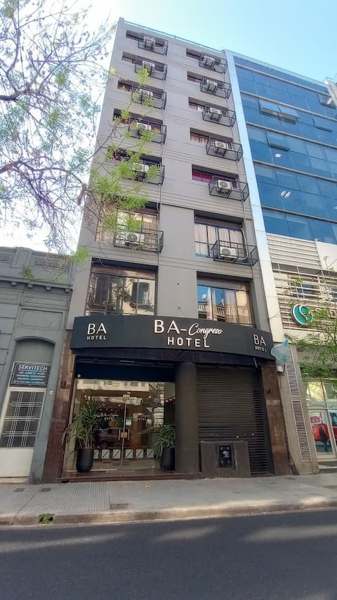 Hotel BA Congreso, Exterior