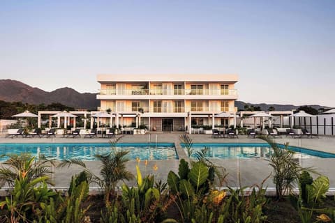 Wyndham Residences Santa Marta Aluna Beach Club, Outdoor pool