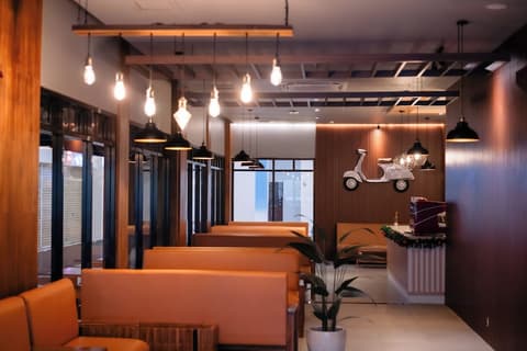 ZASGO HOTEL, Lobby sitting area