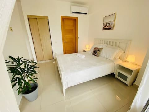 Boca del Mar Residence