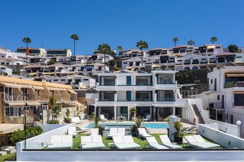 Palmera Sea View, Front of property