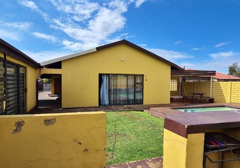 Khahiligi Investment Properties Guest