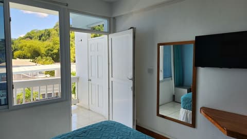 O.E. Management Anchorage Hotel