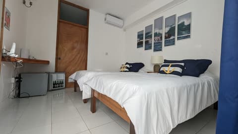 O.E. Management Anchorage Hotel, Room