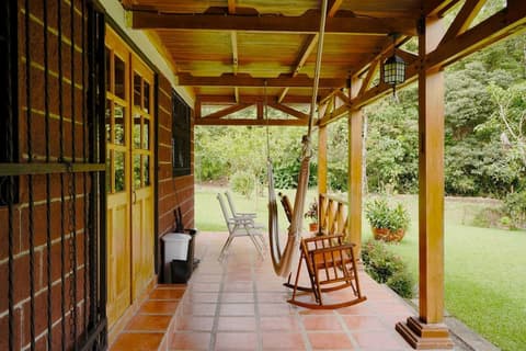 Hotel Los Sueños de Bajos del Toro, Terrace/patio