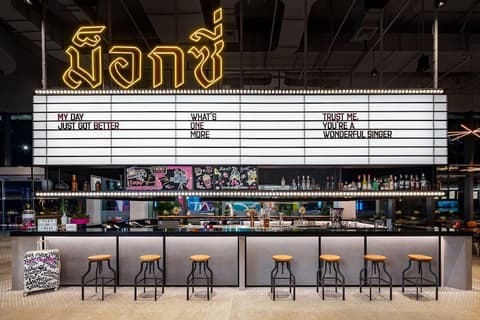 Moxy Bangkok Ratchaprasong