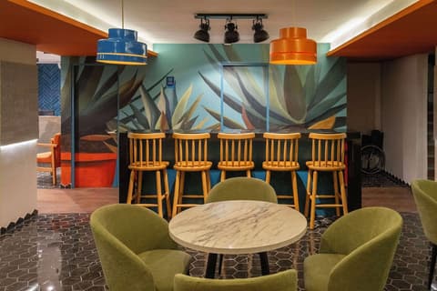 Vista Express Guadalajara Expo SureStay Collection by BW