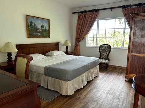 Beau Sejour Hotel, Room