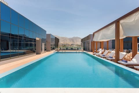 Intercityhotel Bawshar Muscat, Rooftop pool