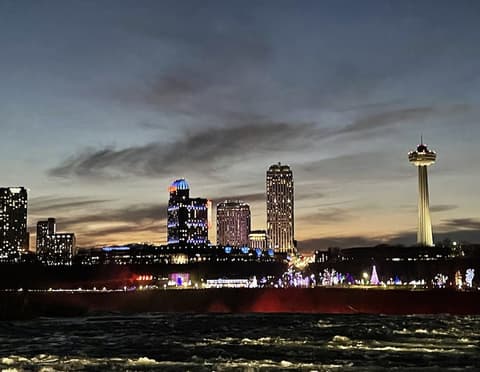 Cambria Hotel Niagara Falls