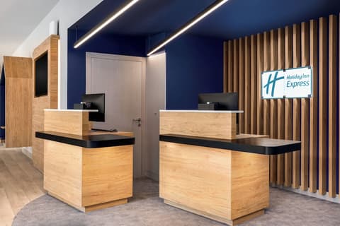 Holiday Inn Express Porto Boavista by IHG, Reception