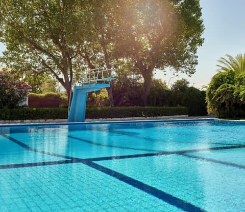 Serena Majestic Residence, Pool