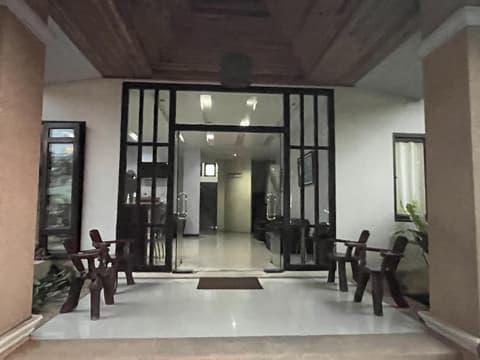 Chat Residence Hotel, Reception