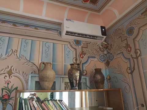 Reyhana Unique House