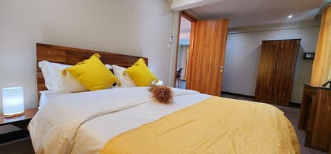 Phoenix Beach Apartments sea view