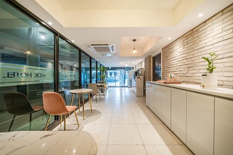DK Hotel