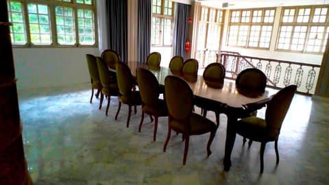 Yatu Lau Lagoon Resort, Breakfast area