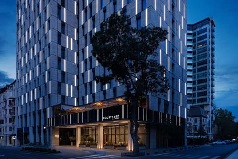 Courtyard By Marriott Yerevan, Exterior