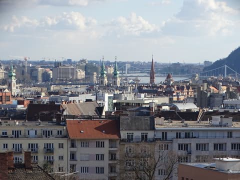 Hotel Rose City, City view from property