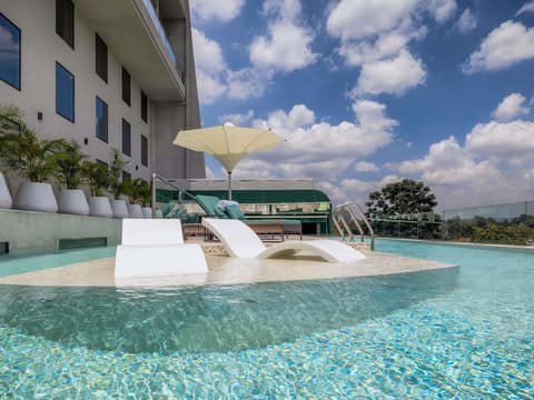 Gem Forest Hotel Nairobi - MGallery Collection, Rooftop pool