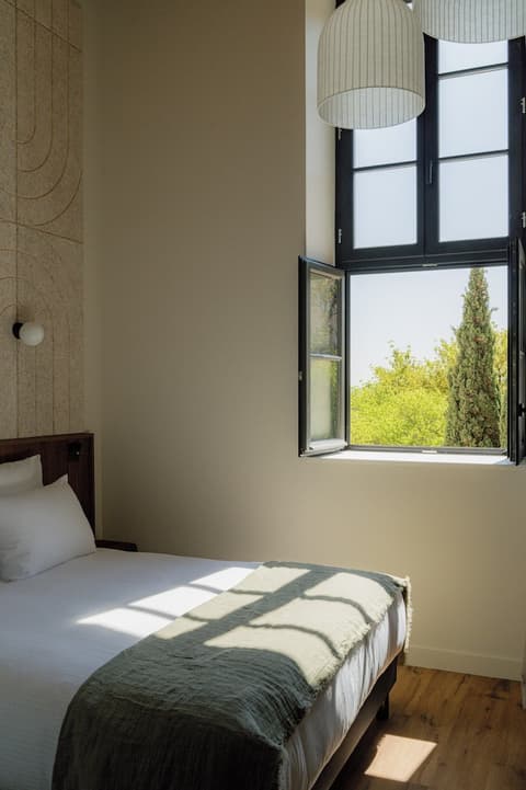 Hotel Fort St Laurent Lyon - Handwritten Collection