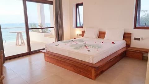 Aluna Beach Apartments