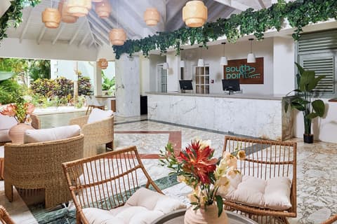 South Point Hotel, Reception