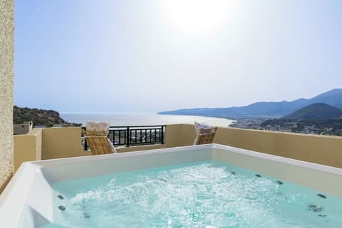 Blue Horizon Apartments