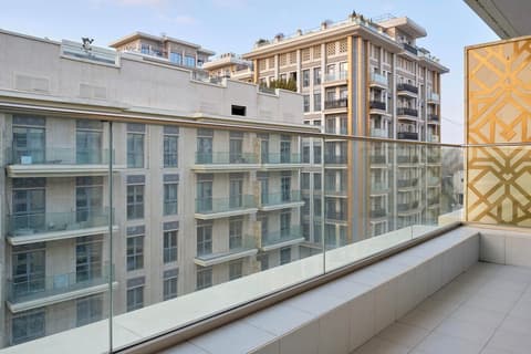 STYLO Residences & Suites